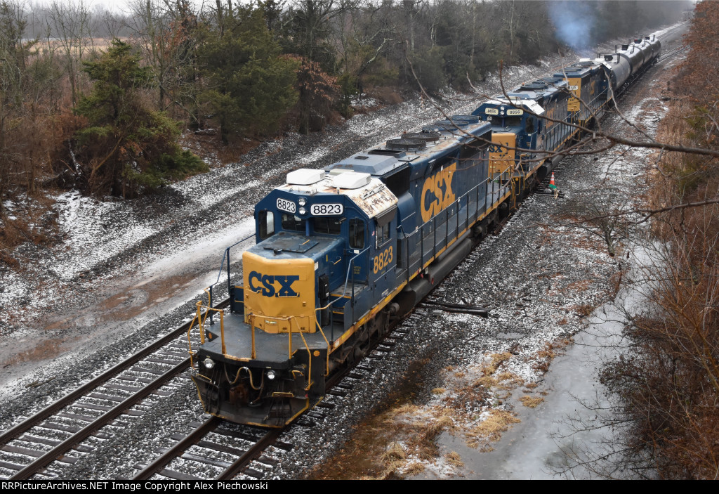 CSX 8823